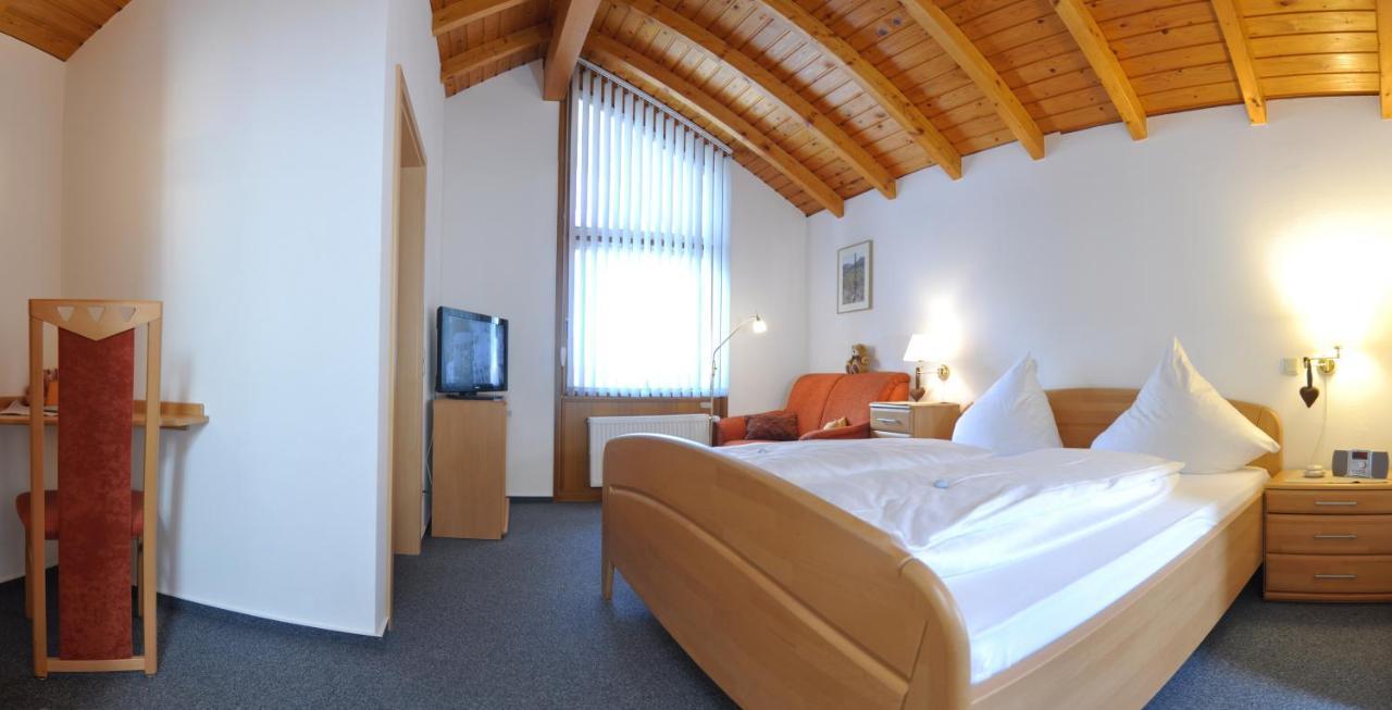 Weinhaus Am Schieferfels Bed & Breakfast Veldenz Luaran gambar